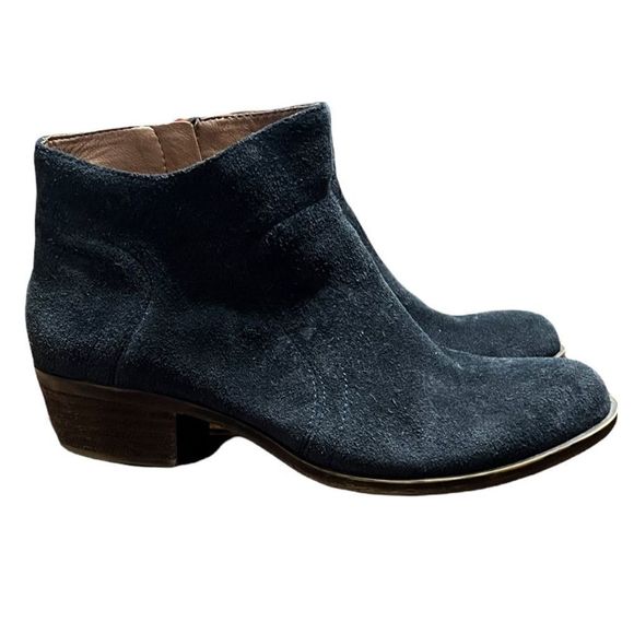 Lucky Brand Navy Blue Suede Brolley Booties Sz 8 - Picture 1 of 10